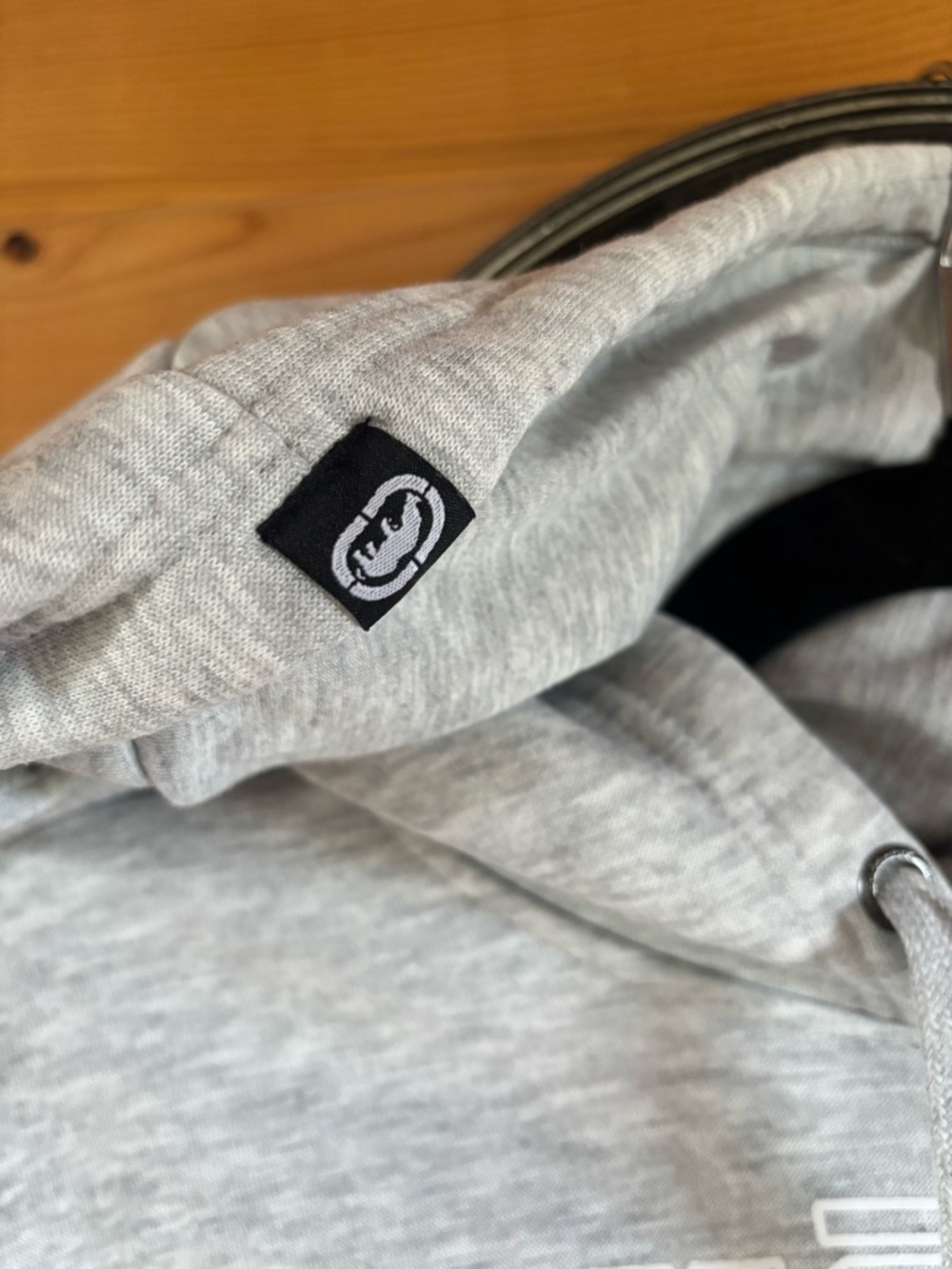 💋Ecko Unlimited Cropped Hoodie - Picture 3 of 7